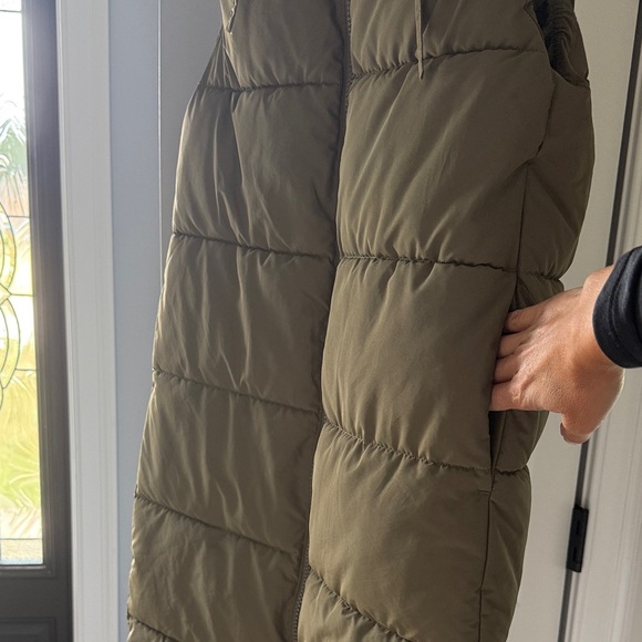 H&M Khaki Hooded Puffer Vest - Picture 3 of 4